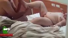 再生 彼女が助けを借りずに性交するのを待ちます。 raf231