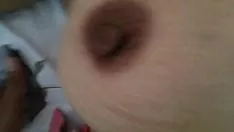 تشغيل الابن يأخذ غمبته تمتد سيمون علامات على ثديها هدية قطة كيتي ذات الشعر الأملس إلى بطله