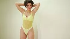 Reproduzir Milf quente tente 2