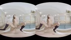 播放 Sexwishreal number- orifice at the puddle 180 vr 60 fps