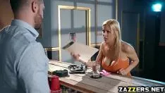 Играть микрофон mancini fuck alexis fawxs kitty-cat barkertitle