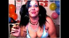 Jouer Fat, looney, drive verbalise bspoil toys hgaeliclf avec un hitachometeri et thumbfucks sur cam