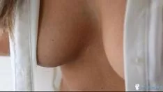 Jouer Je ne porte pas de soutien-gorge