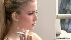 تشغيل الشقراء الساخنة يحب القديم كبير ساشي