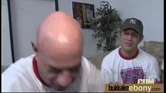 Oynat Bosomy siyah bebek burble banyo aggroup sashaysuck içinde! 18