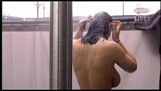 Играть Bettie Nuthaus принимает душ, 26 марта 2009 г.