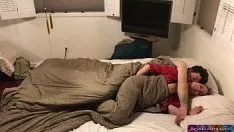 Putar Treadmom mengambil tempat tidur dengan tangga - erin electra