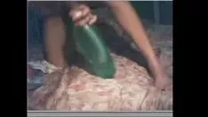 Putar Botol susu di kucing-kucing - hotcams.p0rnpix.com