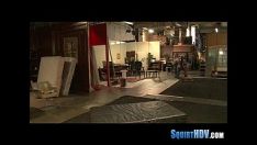 Abspielen Arbeite daran, dass die Katze 415 erzwingt