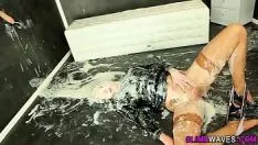 Reproducir Posh ho cubierto de semen
