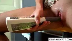 Odtwórz Solo gorąca Missy (lato) zabawka przed kamerą z zwariowanymi pchnięciami vid-15