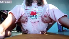 Oynat Üvey kardeş riskli sevişme genç 18yo çalışmadan sonra pijamayla (anal ve eşek üzerine boşalmak)