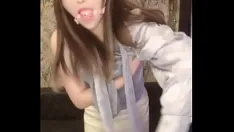 再生 肌色成分多めのセクシー制服ライブチェンジ！