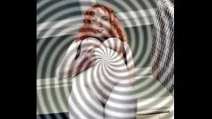 Jouer Adorer ma chatte: méditation hypnotique avec une rousse de milf dominante