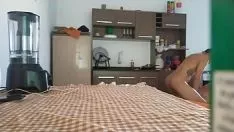 Oynat Kspoilen'de tam kuzeni yedim